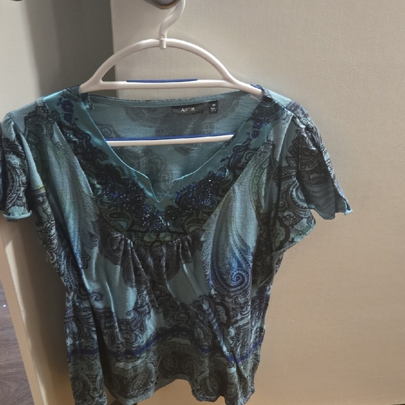 Apt. 9 Tops - Apt. 9 Women's Teal and Navy Paisley Blouse